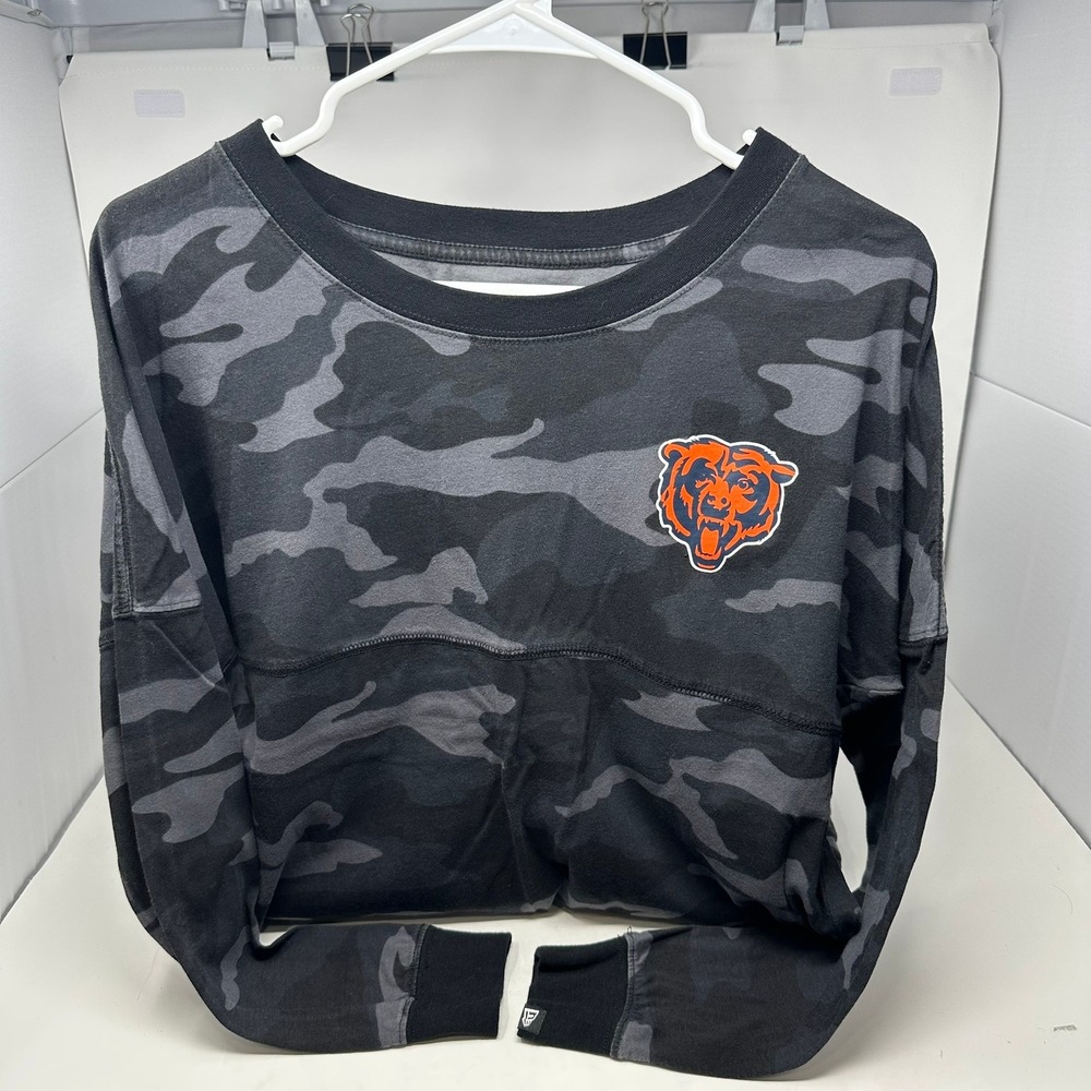 NFL Team Apparel Shirt Women M Camo Chicago Bears Spirit Jersey Long Sleeve